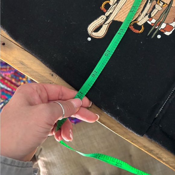 Gordon & James women's black western-themed embroidered jacket. - Picture 6 of 6